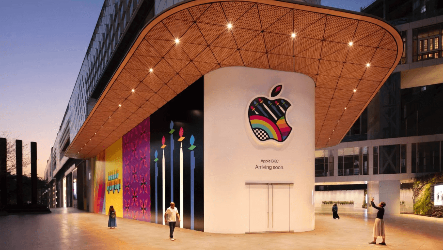 Apple setting up stores in India